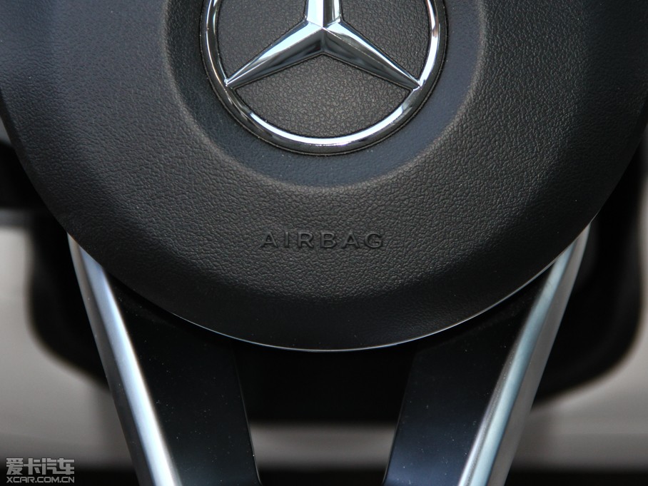 2015YCLS CLS 400 4MATIC