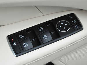 2015CLS 320 {܇ƅ^(q)	