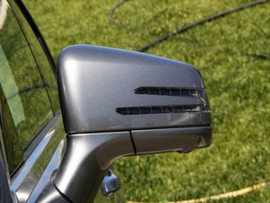 2015款CLS 400 4MATIC 后视镜