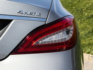 2015款CLS 400 4MATIC 尾灯