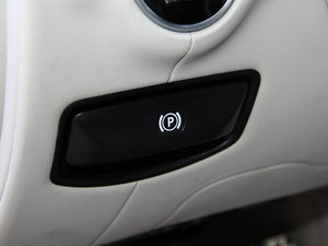 2015CLS 400 4MATIC v܇Ƅ