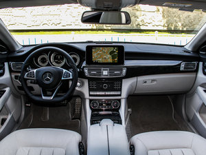 2015款CLS 400 4MATIC 内饰全景