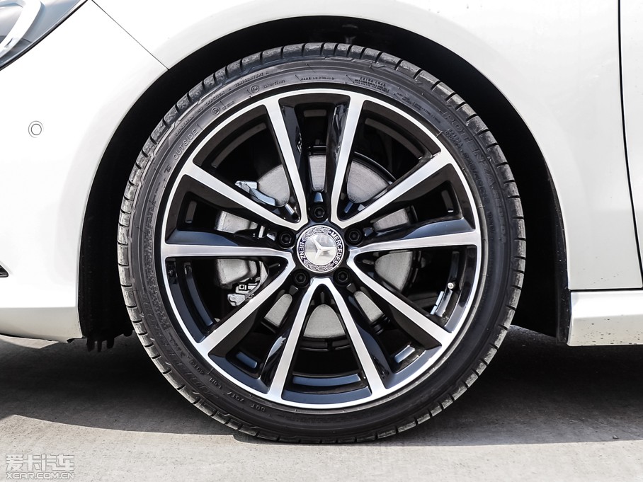 2015YCLA CLA 200 r