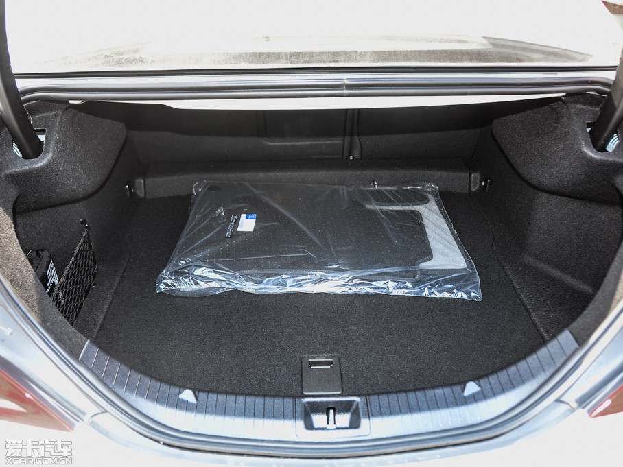 2015YCLA CLA 200 r