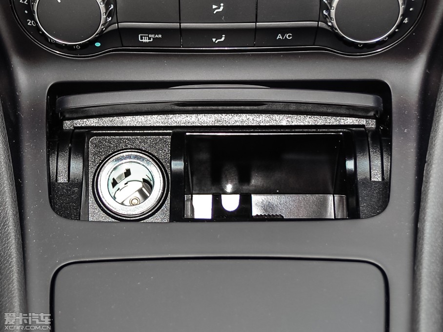 2015YCLA CLA 200 r