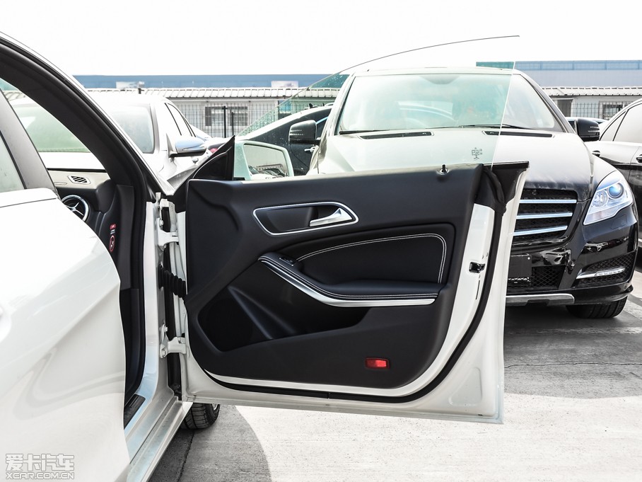 2015YCLA CLA 200 r