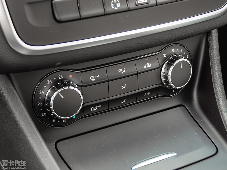 2015��YCLA CLA 200 �r����