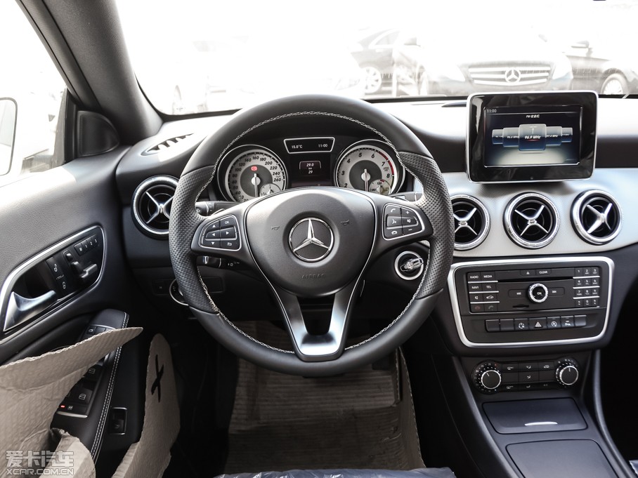 2015��YCLA CLA 200 �r����