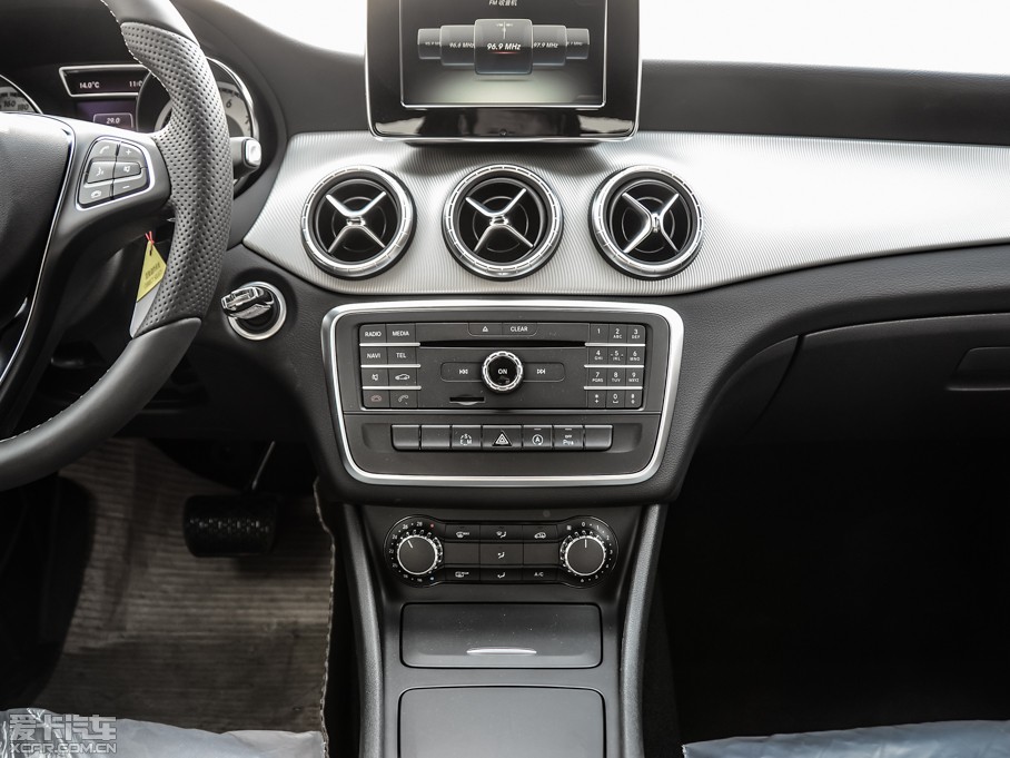 2015��YCLA CLA 200 �r����