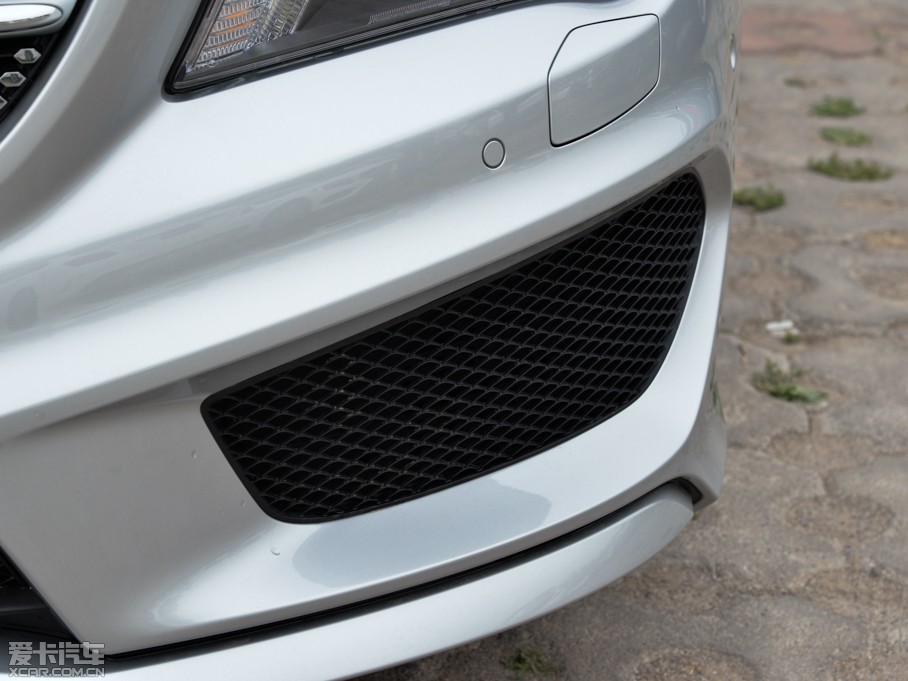 2015YCLA CLA 220 4MATIC