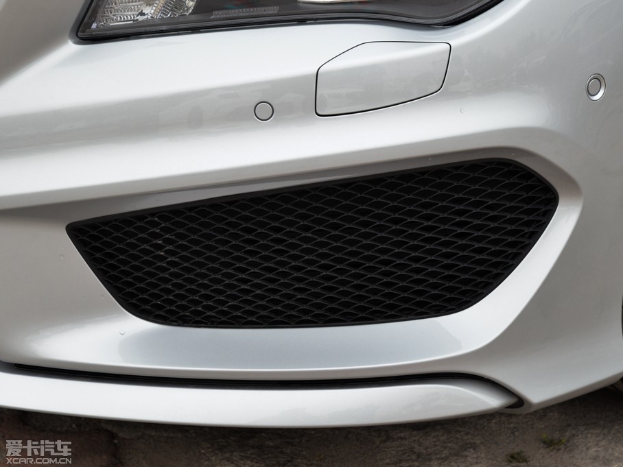 2015YCLA CLA 220 4MATIC