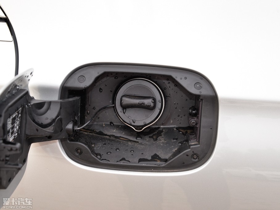 2015YCLA CLA 220 4MATIC