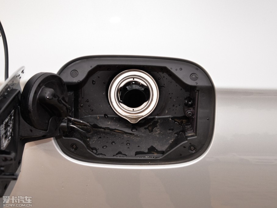 2015YCLA CLA 220 4MATIC