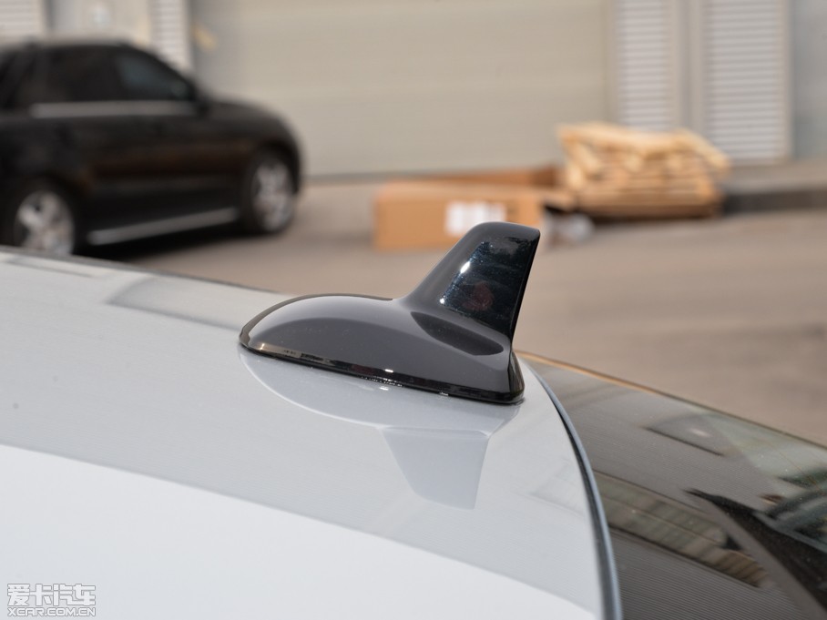 2015YCLA CLA 220 4MATIC