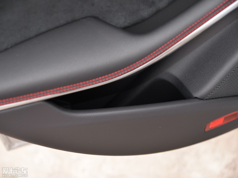 2015��YCLA CLA 220 4MATIC