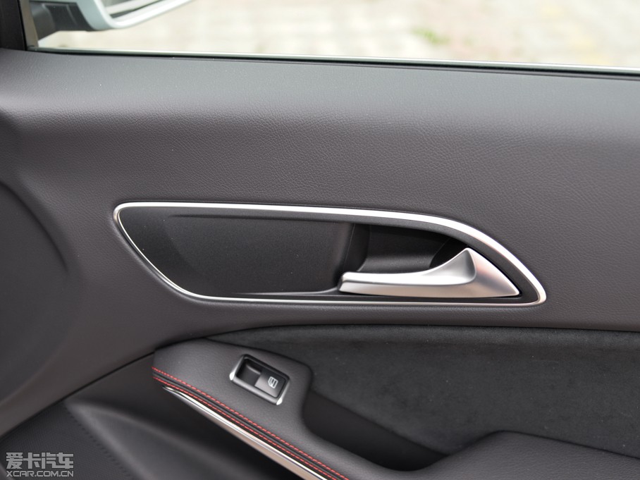 2015��YCLA CLA 220 4MATIC