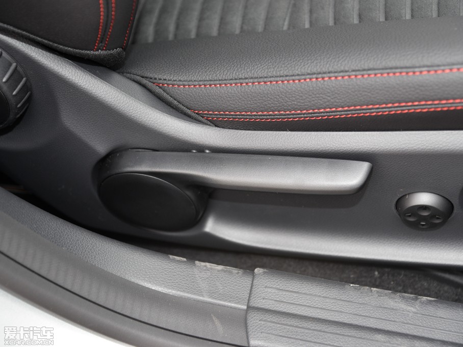 2015��YCLA CLA 220 4MATIC