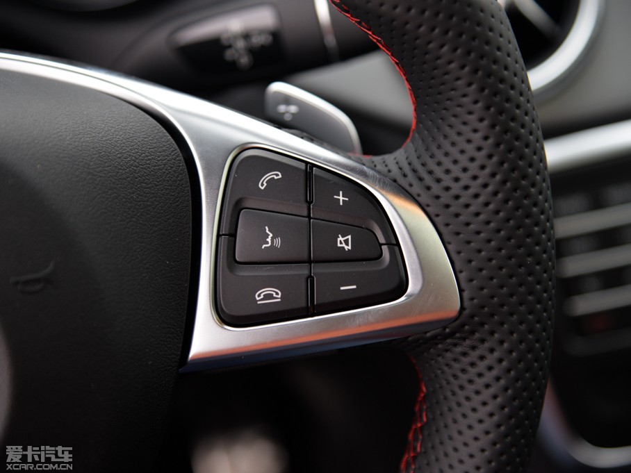 2015YCLA CLA 220 4MATIC