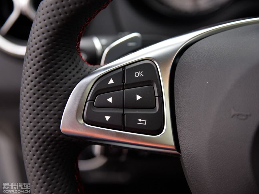 2015YCLA CLA 220 4MATIC