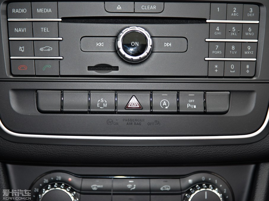 2015YCLA CLA 220 4MATIC