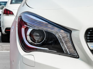 2015��CLA 200 �r(sh��)���� ��(x��)��(ji��)���^