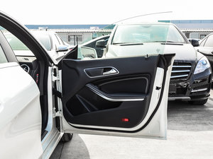 2015��CLA 200 �r���� ���g����