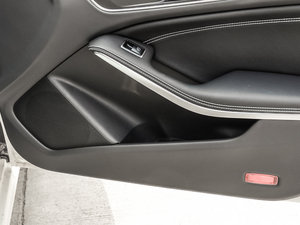 2015��CLA 200 �r���� ���g����