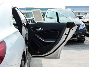 2015��CLA 200 �r���� ���g����