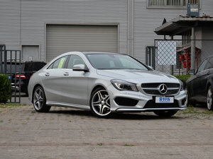 2015款CLA 220 4MATIC 整体外观