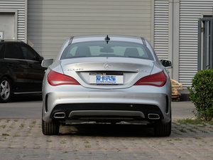 2015款CLA 220 4MATIC 正后	