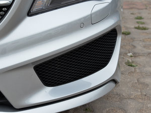 2015CLA 220 4MATIC ǰF