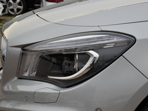 2015��CLA 220 4MATIC �������^