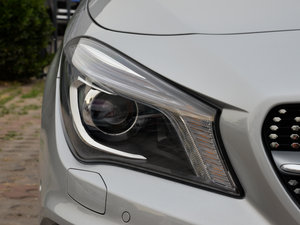 2015��CLA 220 4MATIC �������^