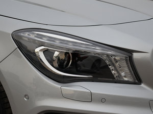 2015��CLA 220 4MATIC �������^