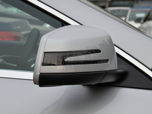 2015��CLA 220 4MATIC �������^