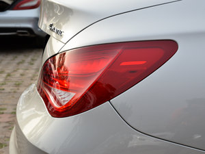 2015��CLA 220 4MATIC ����(ji��)���^