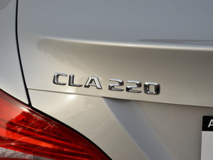 2015��CLA 220 4MATIC ����(ji��)���^