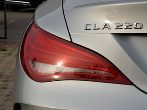 2015��CLA 220 4MATIC ����(ji��)���^
