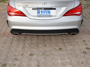 2015CLA 220 4MATIC Ś