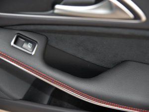 2015��CLA 220 4MATIC ���g����