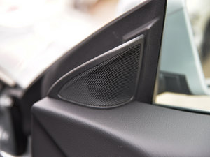 2015��CLA 220 4MATIC ���g����