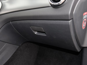 2015��CLA 220 4MATIC ���g����