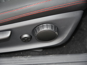 2015��CLA 220 4MATIC ���g����