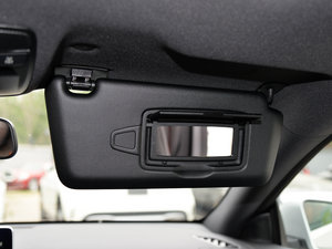 2015��CLA 220 4MATIC ���g����