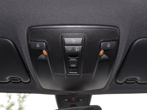 2015��CLA 220 4MATIC ���g����