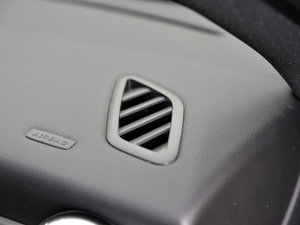 2015款CLA 220 4MATIC 中控区