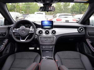 2015款CLA 220 4MATIC 内饰全景