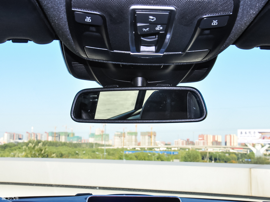 2016��YGLE GLE 320 4MATIC �Ӹ���