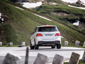 2016GLE 400 4MATIC w^