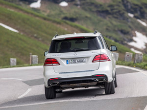 2016GLE 400 4MATIC w^